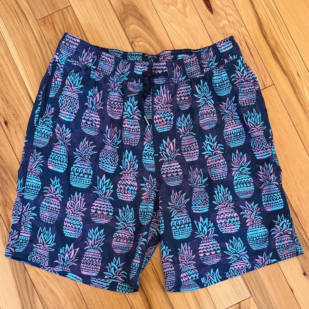 Goodfellow Men's Navy Pineapple Print Swim Trunks
